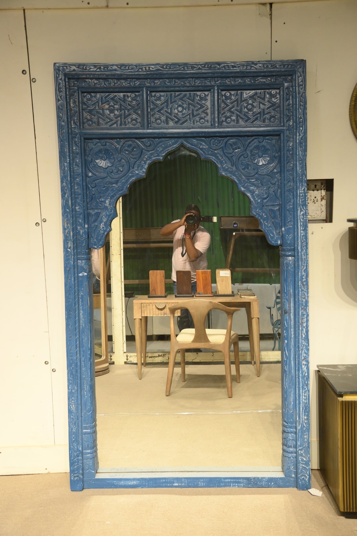 Handicraft Mirror 1
