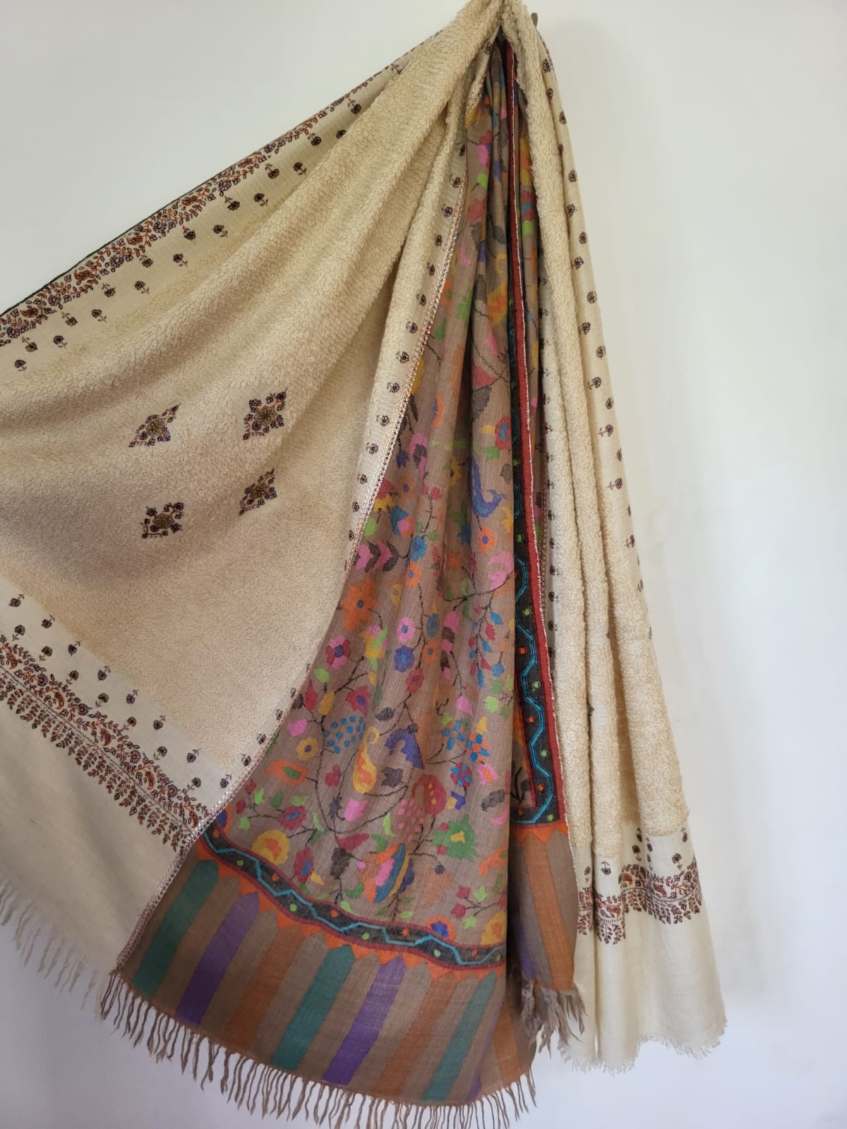 Kani Jamawar & Towel Stole